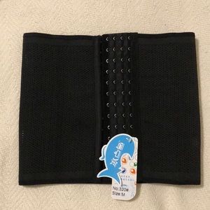 Black belly band girdle